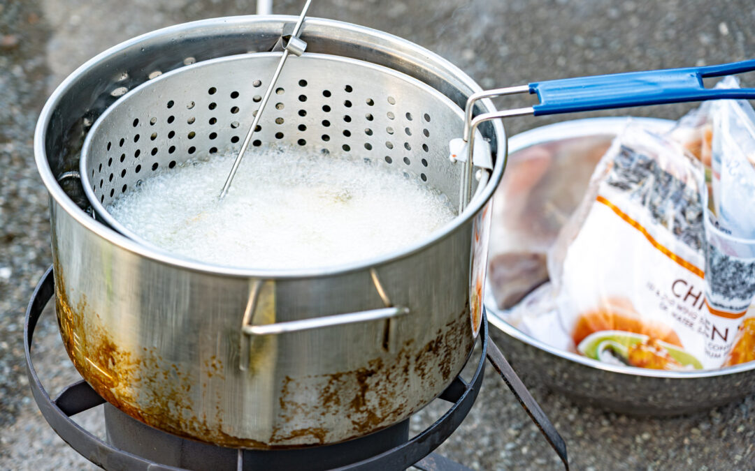 Frying Chicken Wings